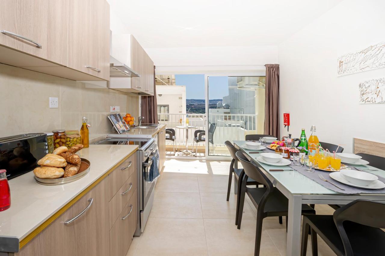 Summer Breeze Comfort Sunny Apartments Close To The Sandy Beaches - By Getawaysmalta Меллиеха Экстерьер фото