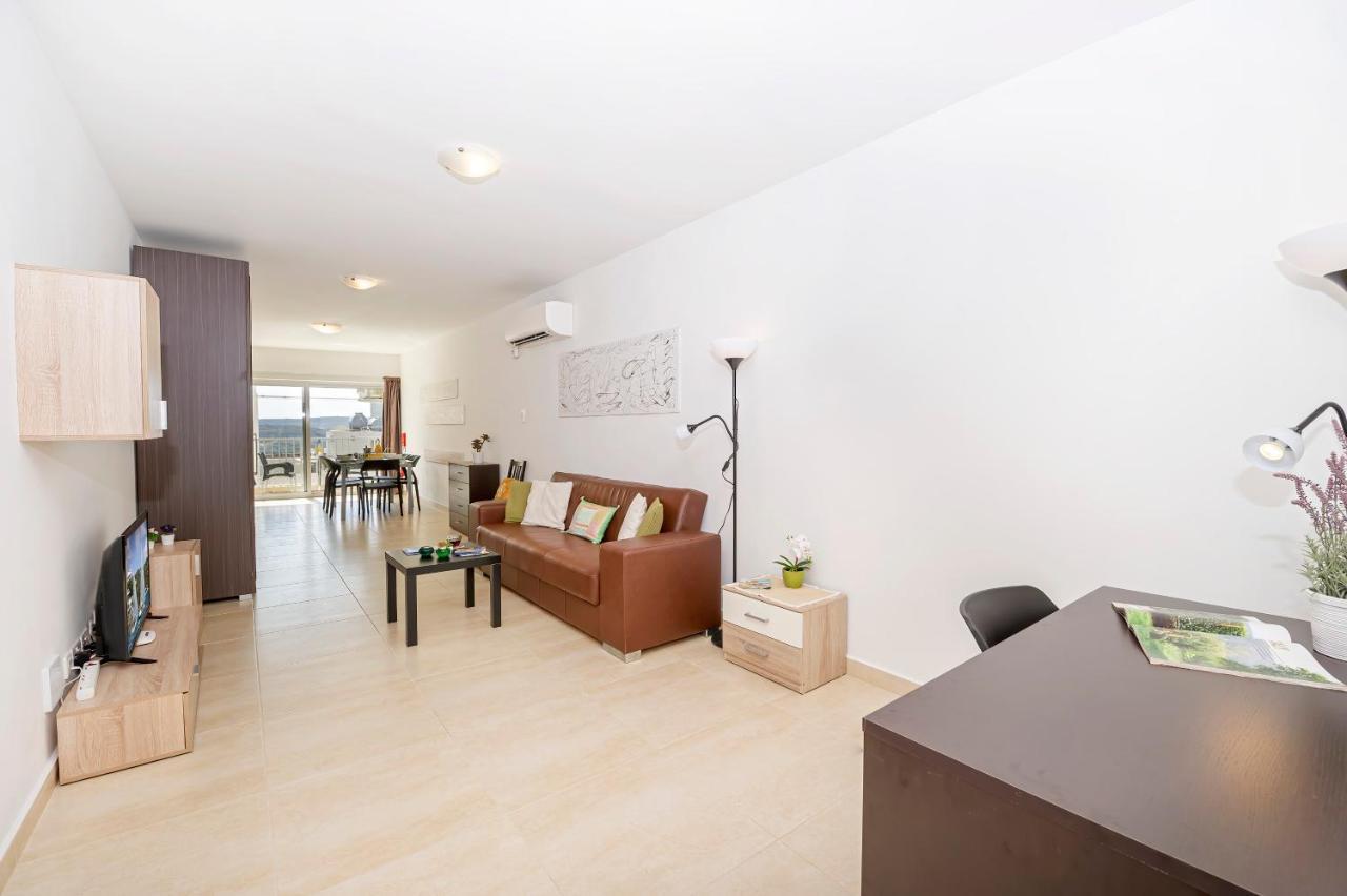Summer Breeze Comfort Sunny Apartments Close To The Sandy Beaches - By Getawaysmalta Меллиеха Экстерьер фото