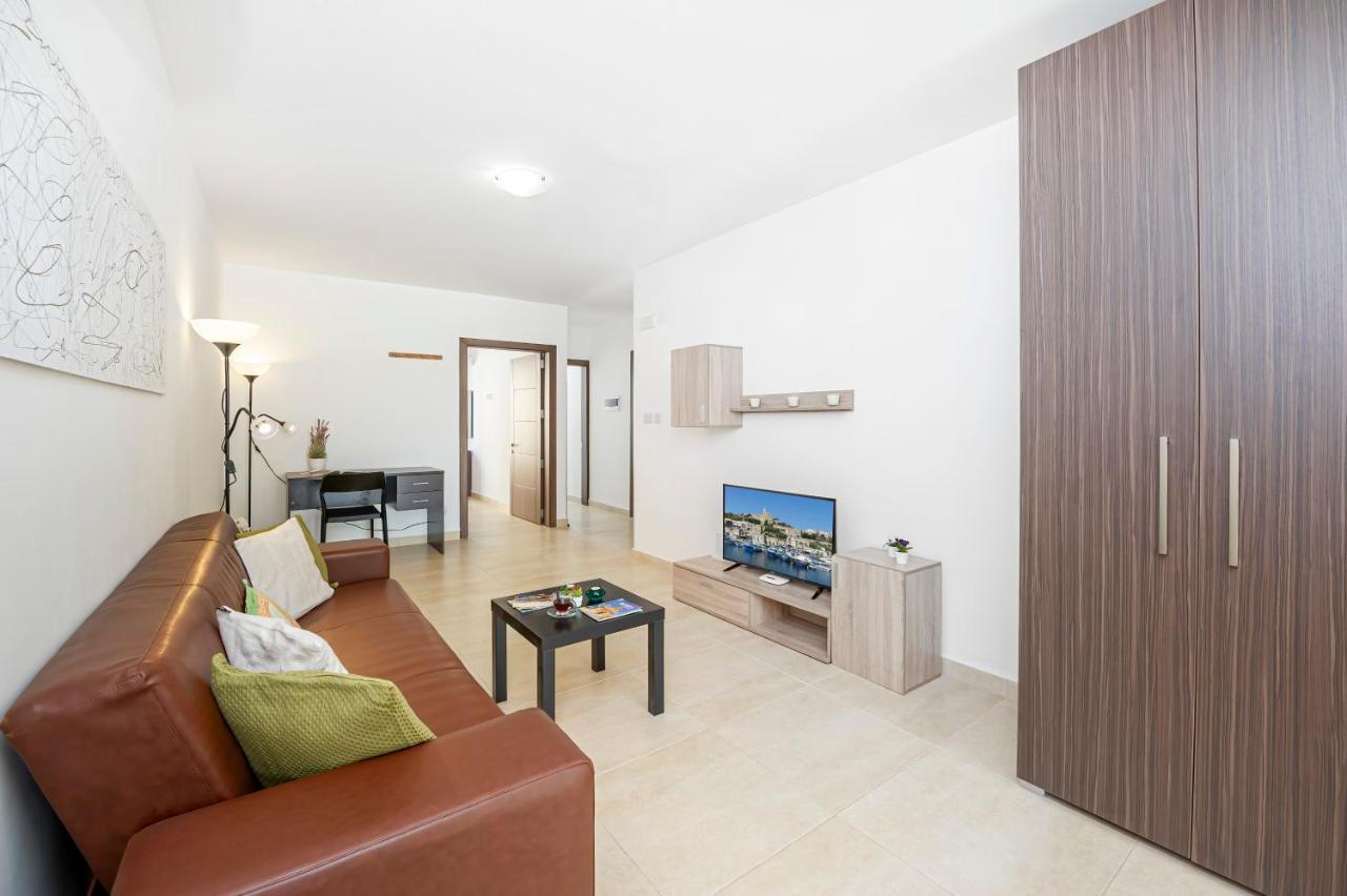 Summer Breeze Comfort Sunny Apartments Close To The Sandy Beaches - By Getawaysmalta Меллиеха Экстерьер фото